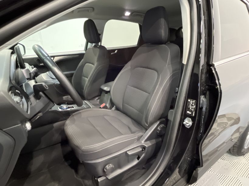 FORD KUGA 2021 - Photo n°9
