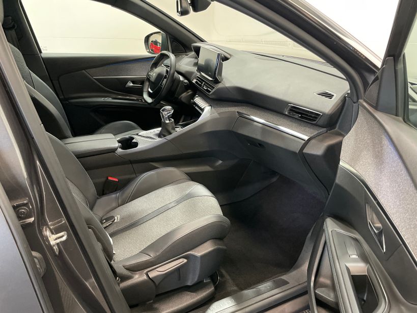 PEUGEOT 3008 2023 - Photo n°7