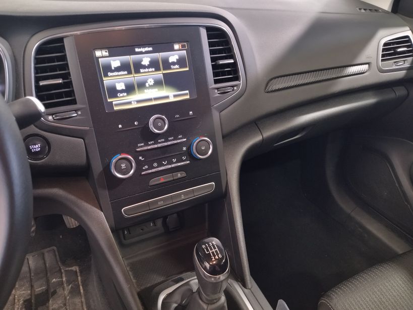 RENAULT MEGANE IV ESTATE BUSINESS 2018 - Photo n°29