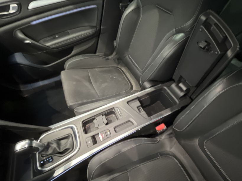 RENAULT MEGANE IV ESTATE 2021 - Photo n°20