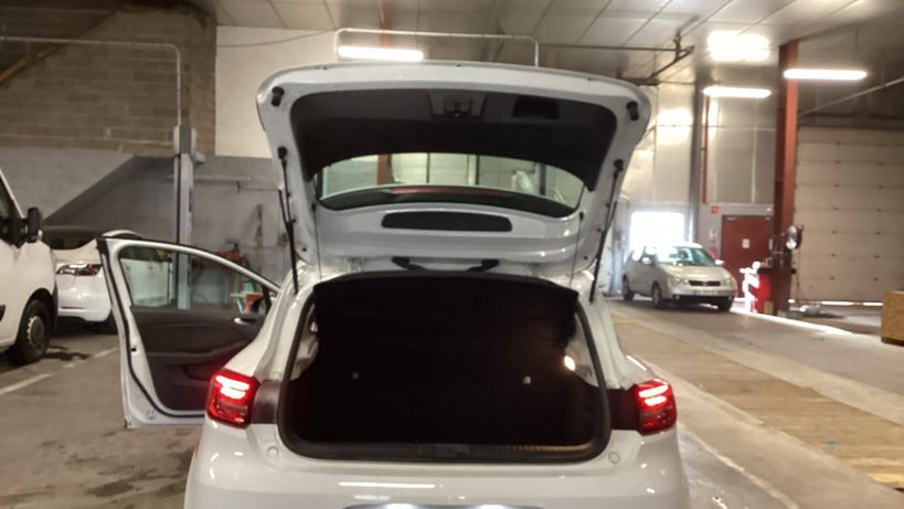 RENAULT CLIO V 2021 - Photo n°15