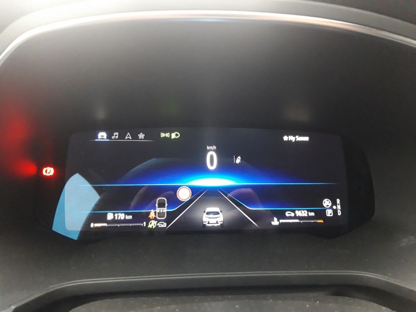 RENAULT CAPTUR 2023 - Photo n°12