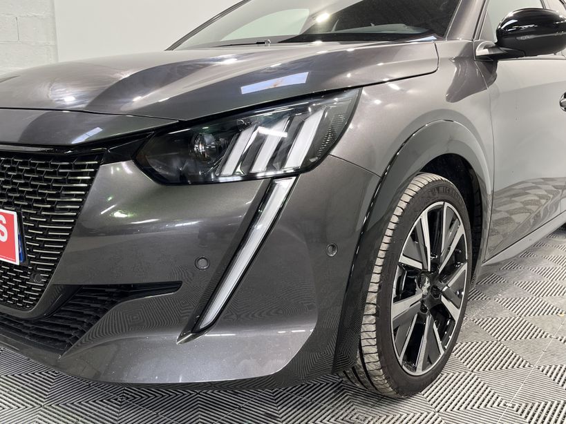 PEUGEOT 208 2022 - Photo n°8