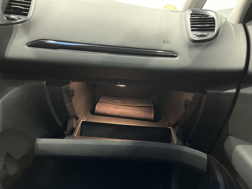 RENAULT SCENIC IV 2018 - Photo n°22