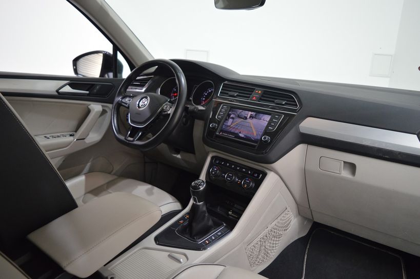 VOLKSWAGEN TIGUAN 2017 - Photo n°8