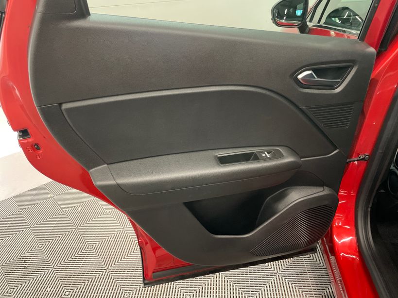 RENAULT CAPTUR 2022 - Photo n°26