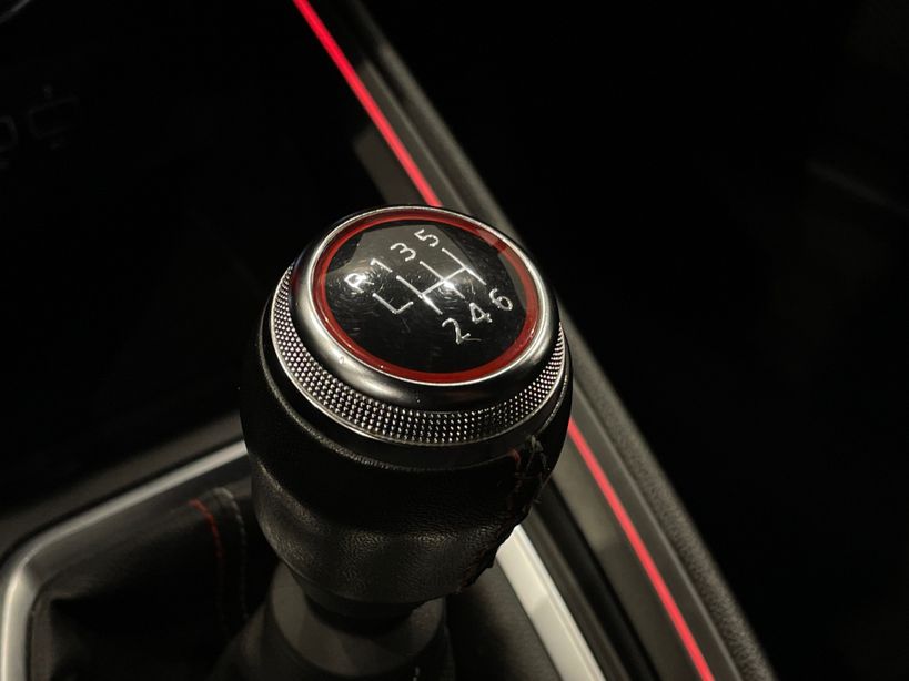 RENAULT CLIO V 2022 - Photo n°19