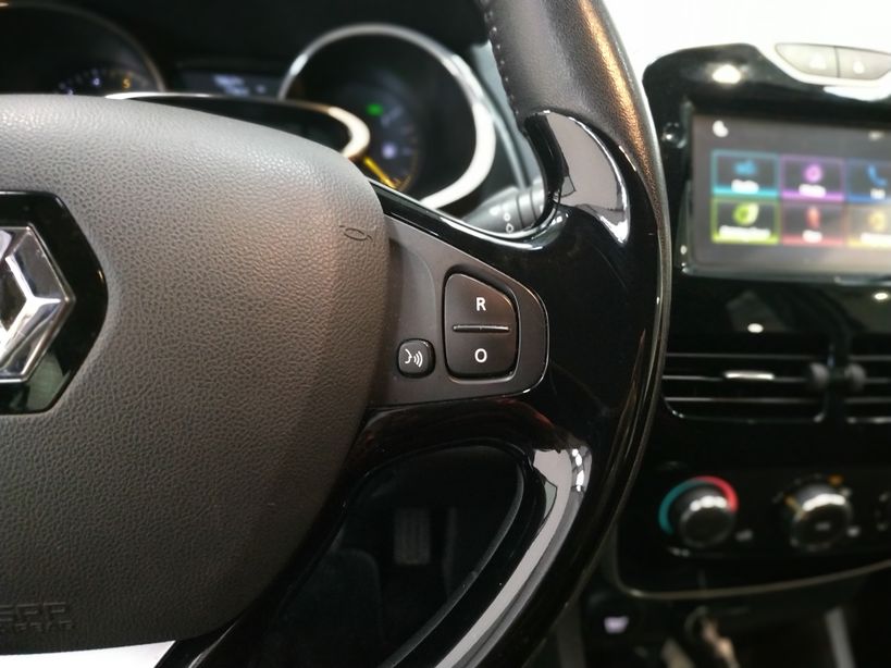 RENAULT CLIO IV BUSINESS 2015 - Photo n°16