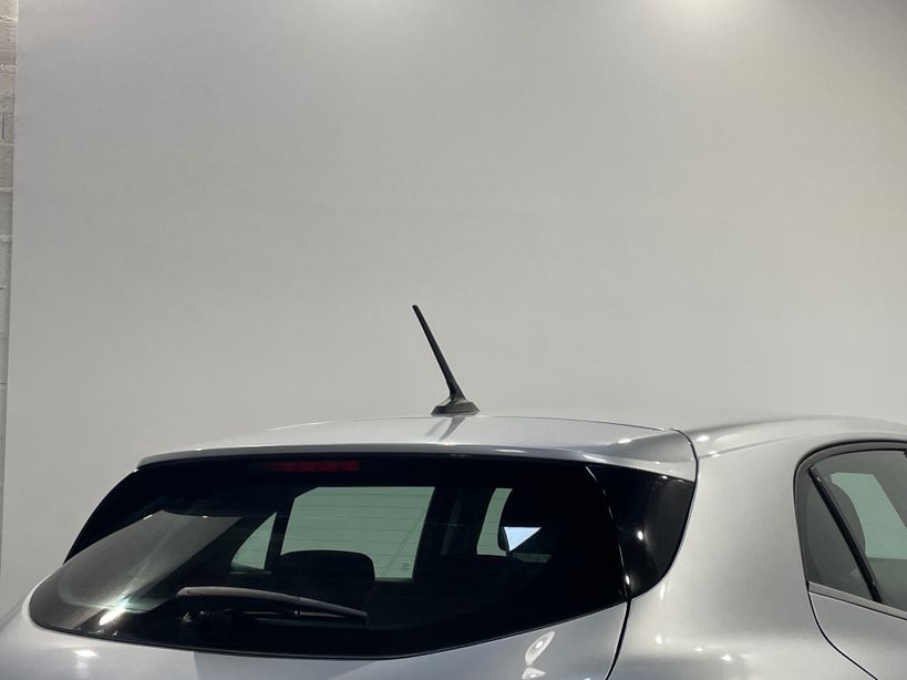 RENAULT MEGANE IV BERLINE 2021 - Photo n°44