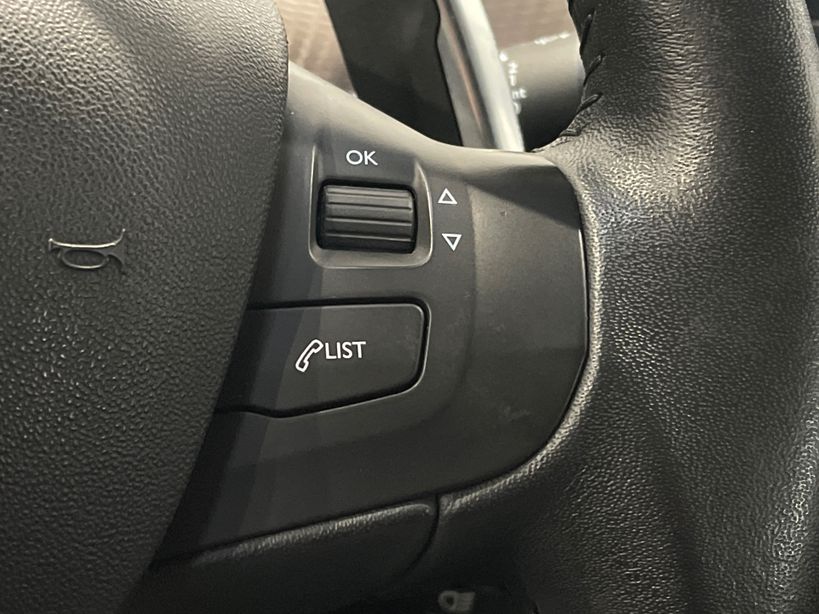 PEUGEOT 2008 2015 - Photo n°26