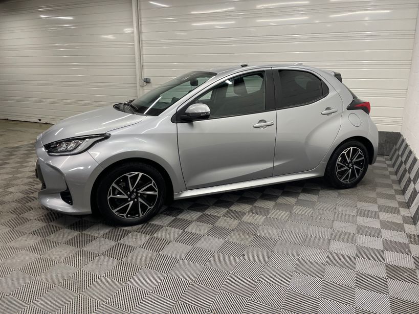 TOYOTA YARIS HYBRIDE MY21 2022 - Photo n°4