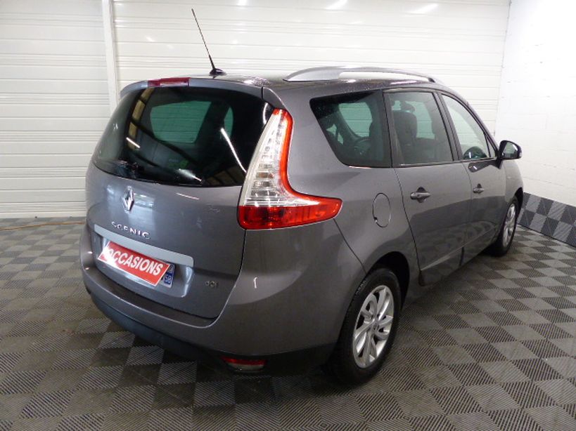 RENAULT GRAND SCENIC III 2015 - Photo n°4