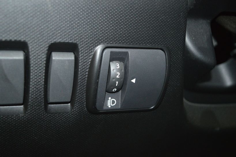 RENAULT TWINGO III 2015 - Photo n°29