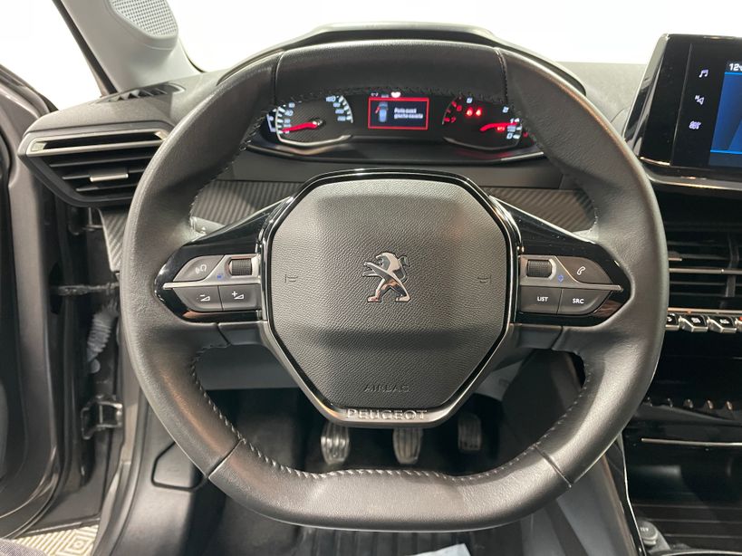 PEUGEOT 208 2023 - Photo n°11