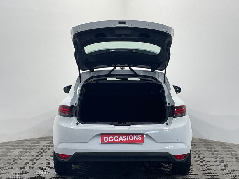 RENAULT MEGANE IV BERLINE 2021 - Photo n°48