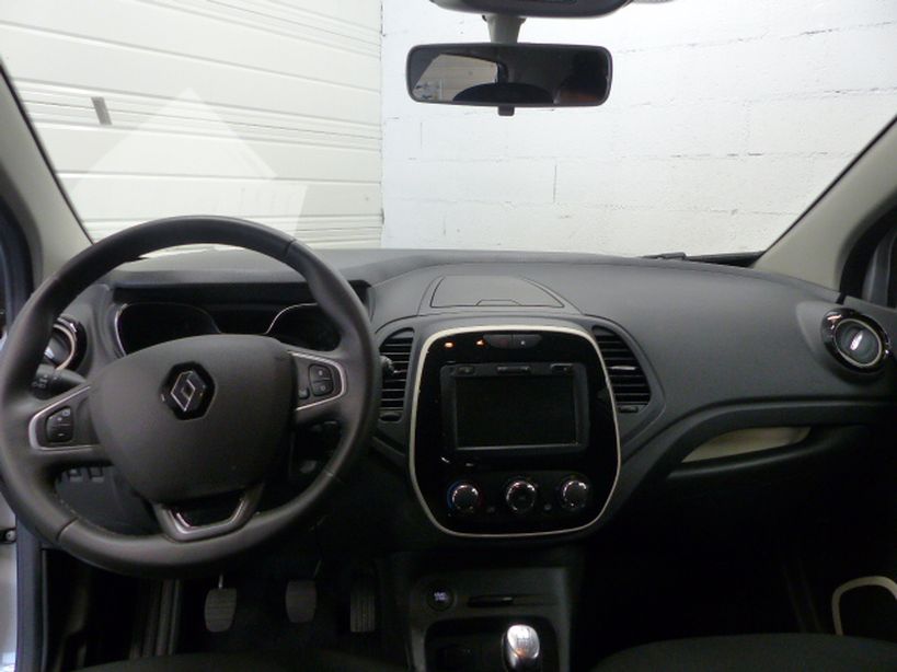 RENAULT CAPTUR 2019 - Photo n°8