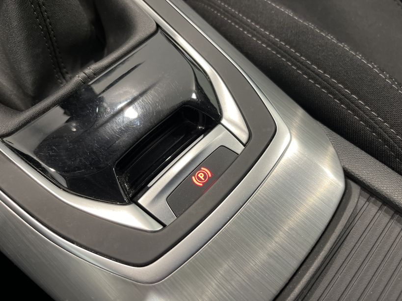 PEUGEOT 308 2016 - Photo n°20