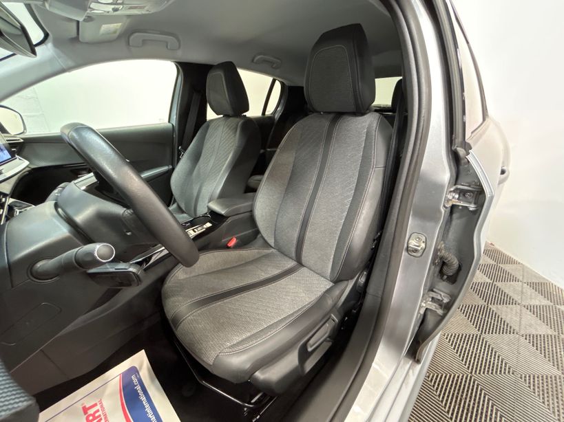 PEUGEOT 208 2024 - Photo n°9
