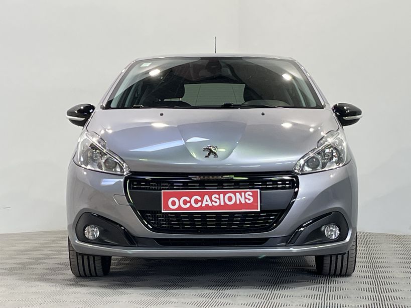 PEUGEOT 208 2019 - Photo n°5