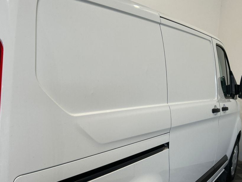 FORD TRANSIT CUSTOM 2024 - Photo n°2