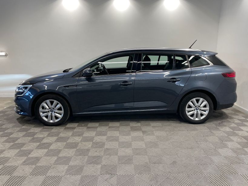RENAULT MEGANE IV ESTATE 2021 - Photo n°4
