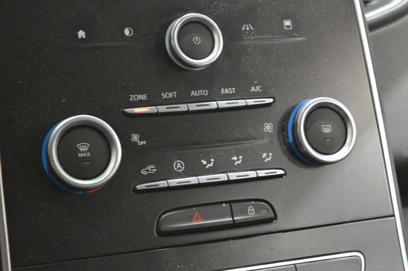 RENAULT SCENIC IV 2017 - Photo n°16