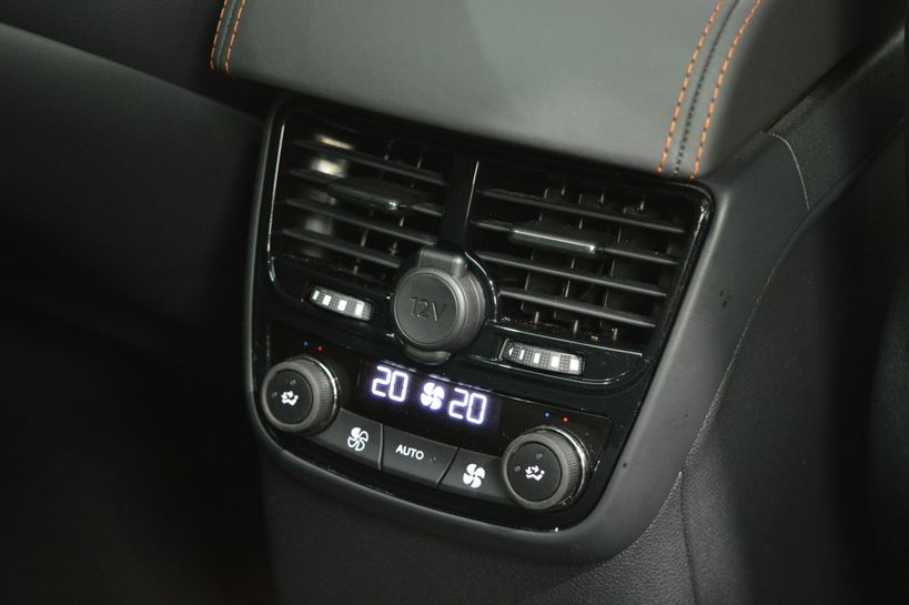 PEUGEOT 508 RXH 2015 - Photo n°16