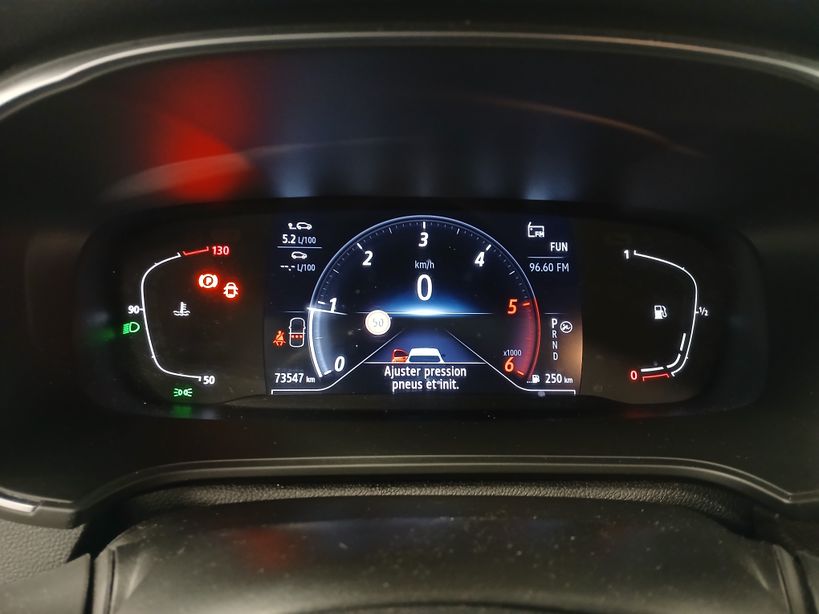 RENAULT MEGANE IV BERLINE 2021 - Photo n°1