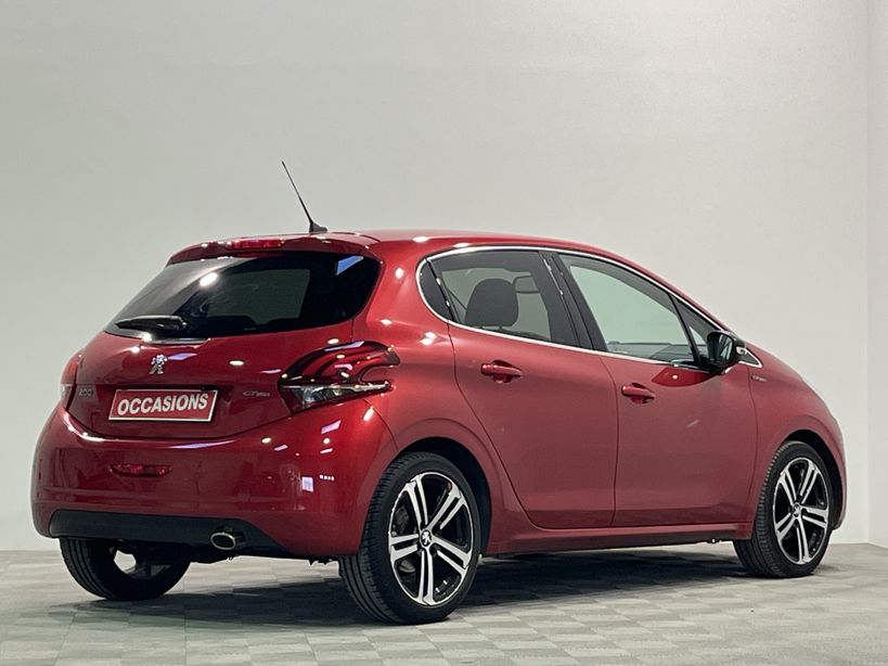 PEUGEOT 208 2019 - Photo n°3