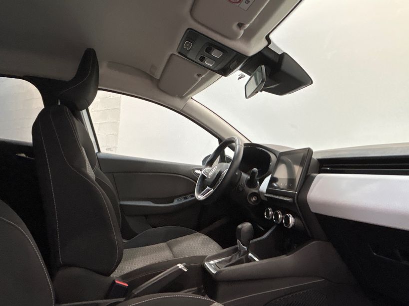 RENAULT CLIO V 2022 - Photo n°19