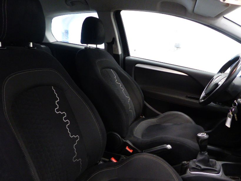 FIAT PUNTO 2015 - Photo n°6