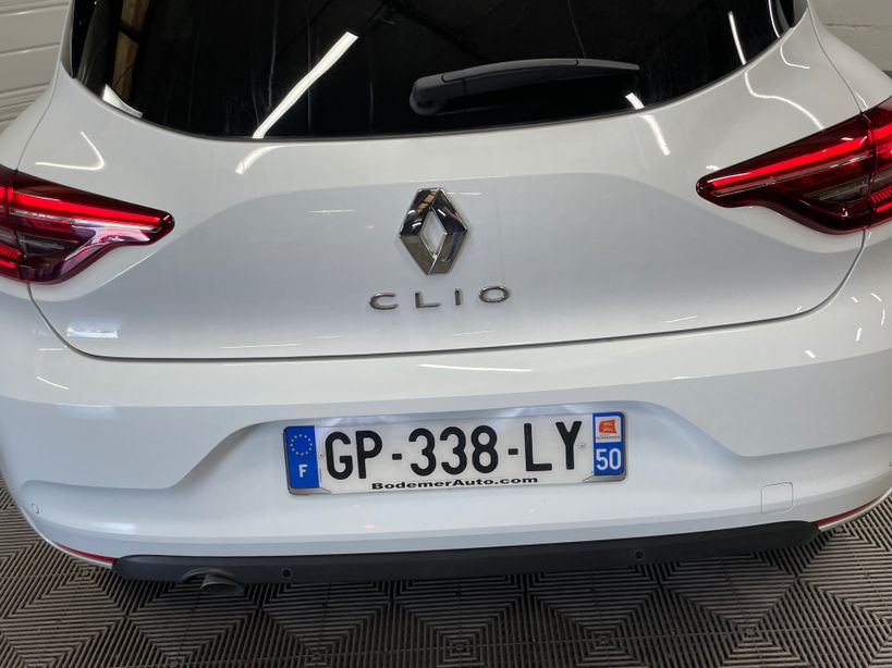 RENAULT CLIO V 2023 - Photo n°1