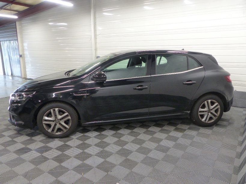 RENAULT MEGANE IV BERLINE BUSINESS 2019 - Photo n°10