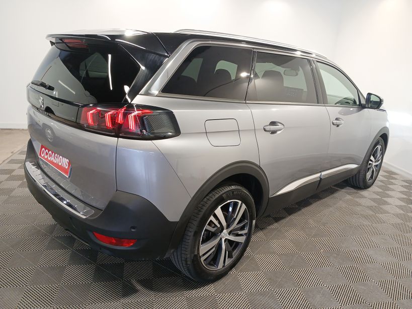 PEUGEOT 5008 2023 - Photo n°5