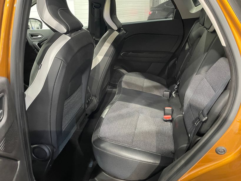RENAULT CAPTUR 2021 - Photo n°12