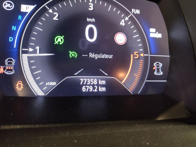 RENAULT MEGANE IV BERLINE BUSINESS 2020 - Photo n°31
