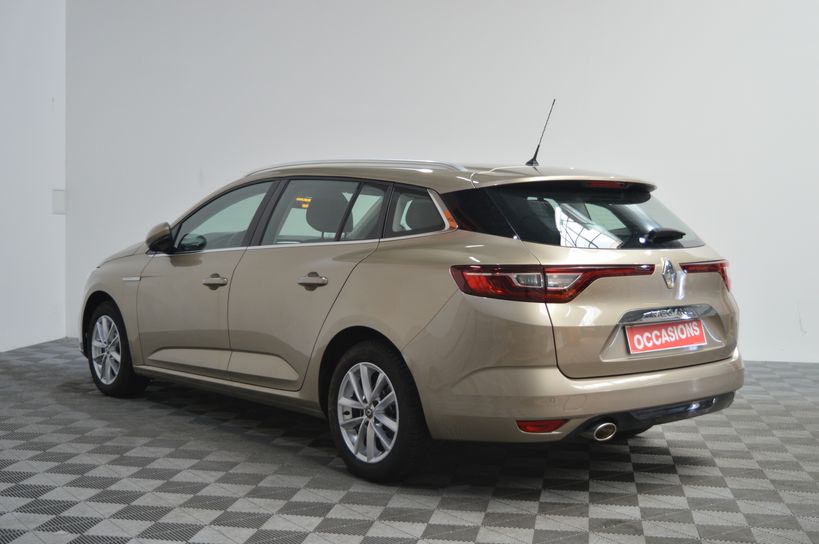 RENAULT MEGANE IV ESTATE 2019 - Photo n°4