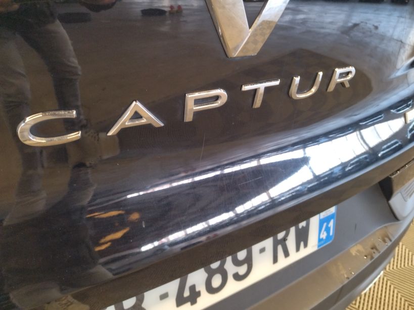 RENAULT CAPTUR 2021 - Photo n°7
