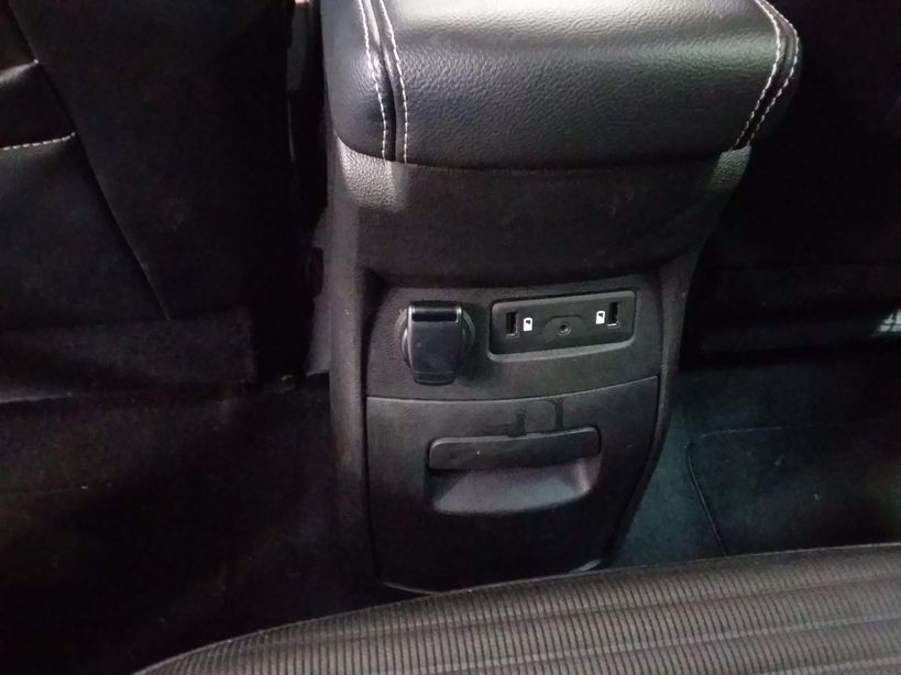 RENAULT SCENIC IV 2018 - Photo n°13