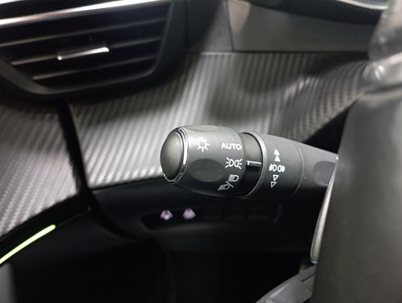 PEUGEOT 2008 2020 - Photo n°32