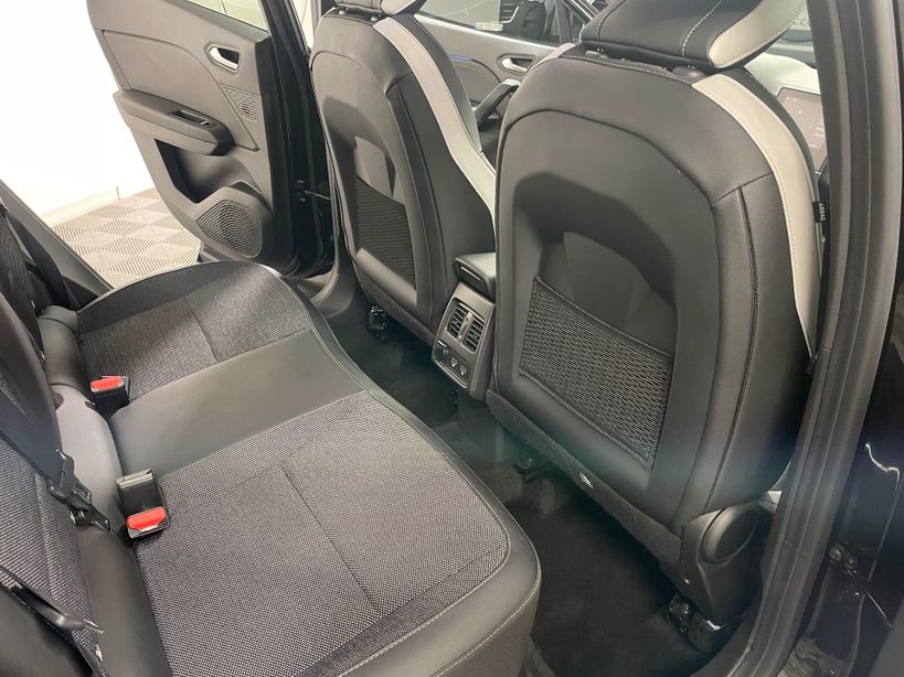 RENAULT CAPTUR 2023 - Photo n°16