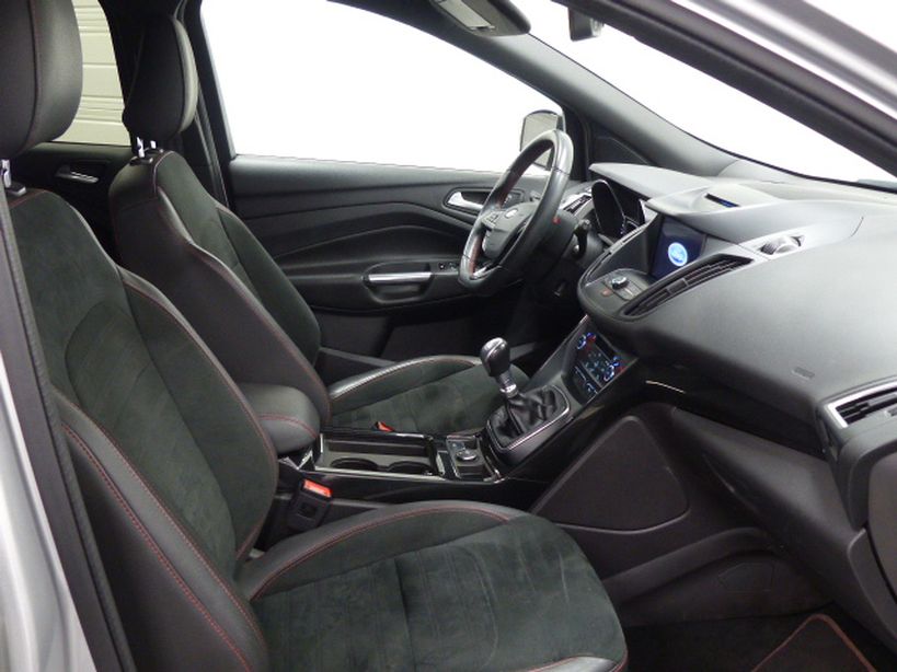 FORD KUGA 2019 - Photo n°7