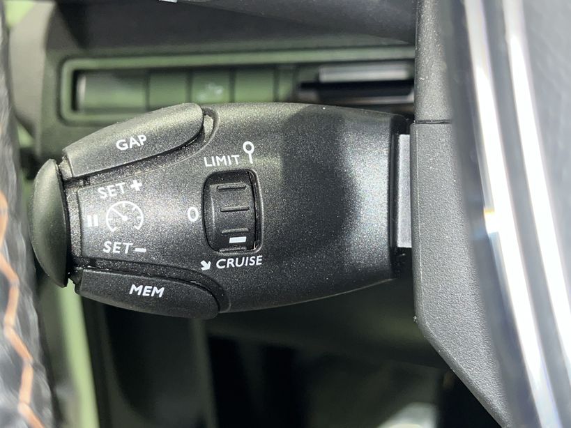 PEUGEOT 3008 2019 - Photo n°30