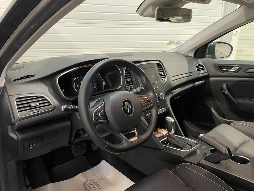 RENAULT MEGANE IV BERLINE BUSINESS 2020 - Photo n°10