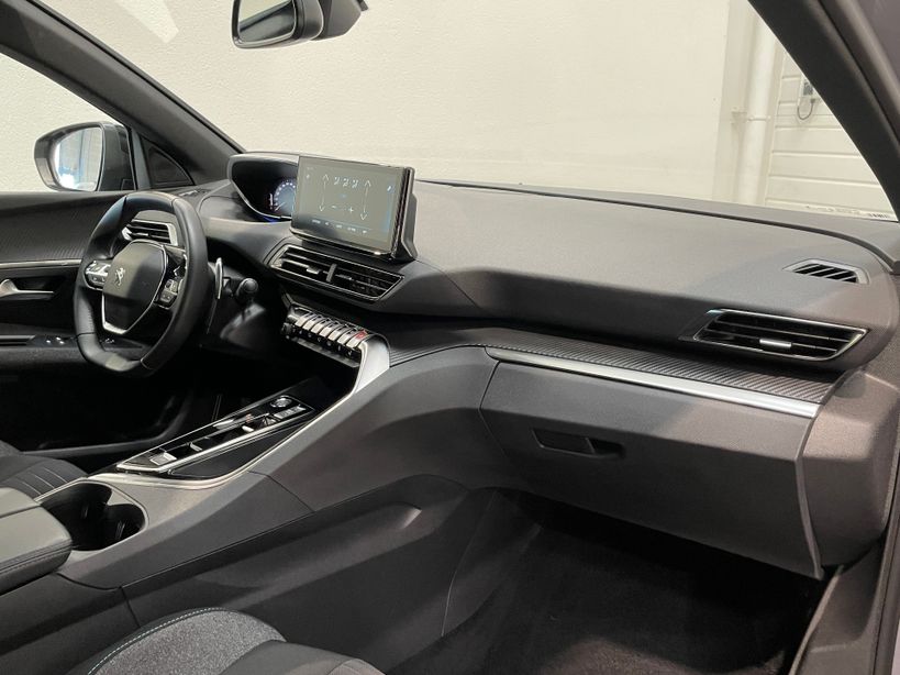 PEUGEOT 5008 2023 - Photo n°9
