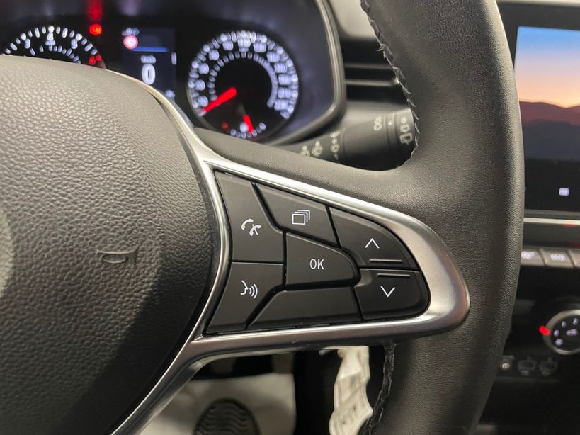 RENAULT CLIO V 2021 - Photo n°19