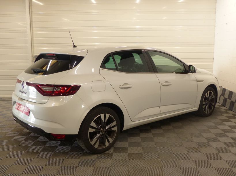 RENAULT MEGANE IV BERLINE 2021 - Photo n°4