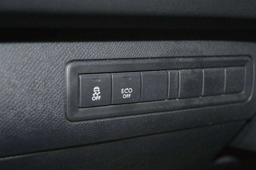 PEUGEOT 308 2014 - Photo n°31