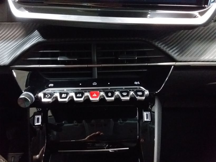 PEUGEOT 208 2025 - Photo n°18