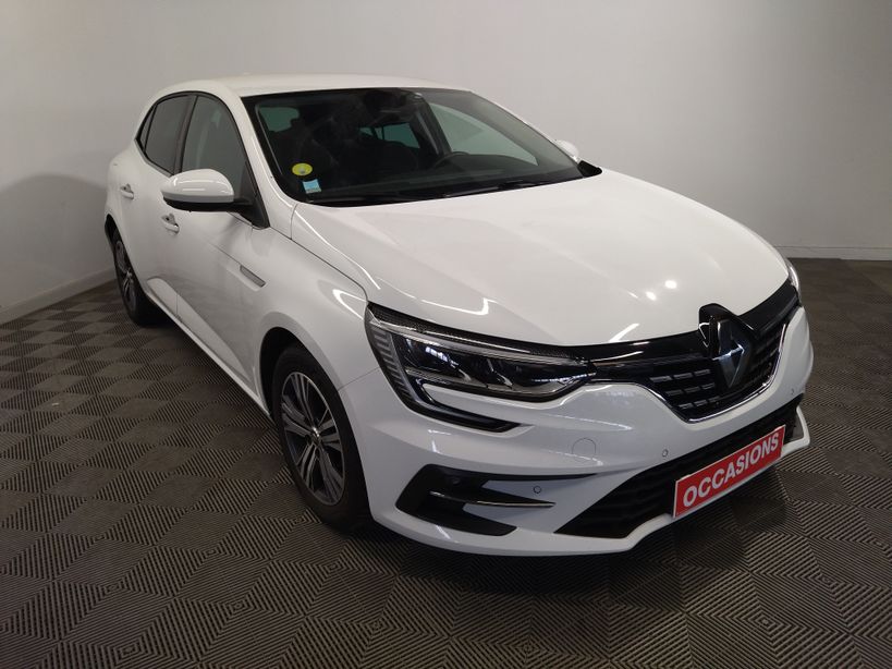 RENAULT MEGANE IV BERLINE 2022 - Photo n°4